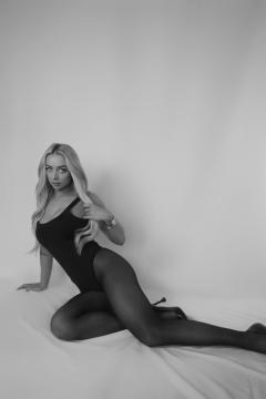 Model :